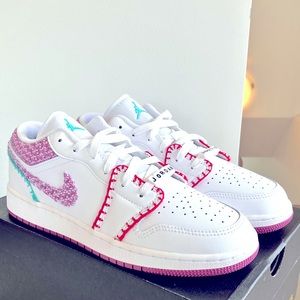 Air Jordan Light White Bordeaux edition